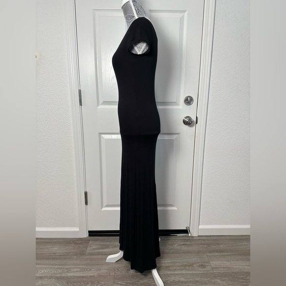 Hidden HEART, Maxi Dress, size small. - Picture 9 of 10